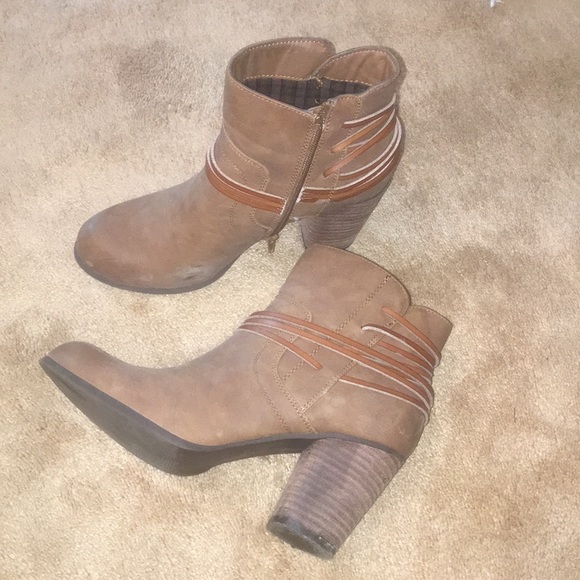 Booties - Picture 2 of 7